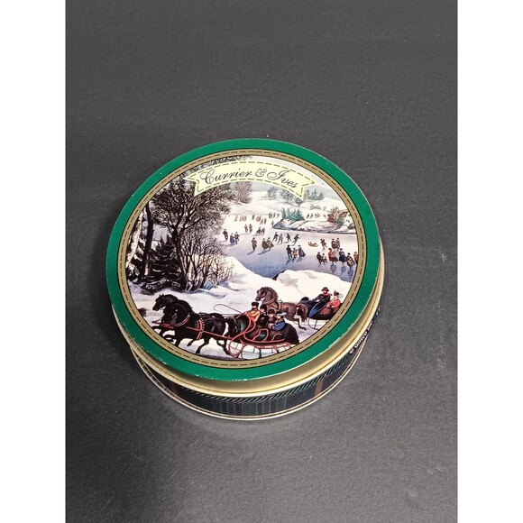 Vintage Currier & Ives Coasters in Original Tin – Winter Sleigh Ride Scene - Picture 1 of 9